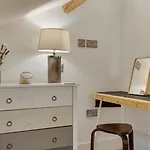 3 Bed In Oc-90749 Holiday home *