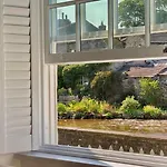3 Bed In Oc-90749 * Hawes