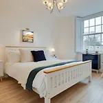 3 Bed In Oc-90749 Nyaraló